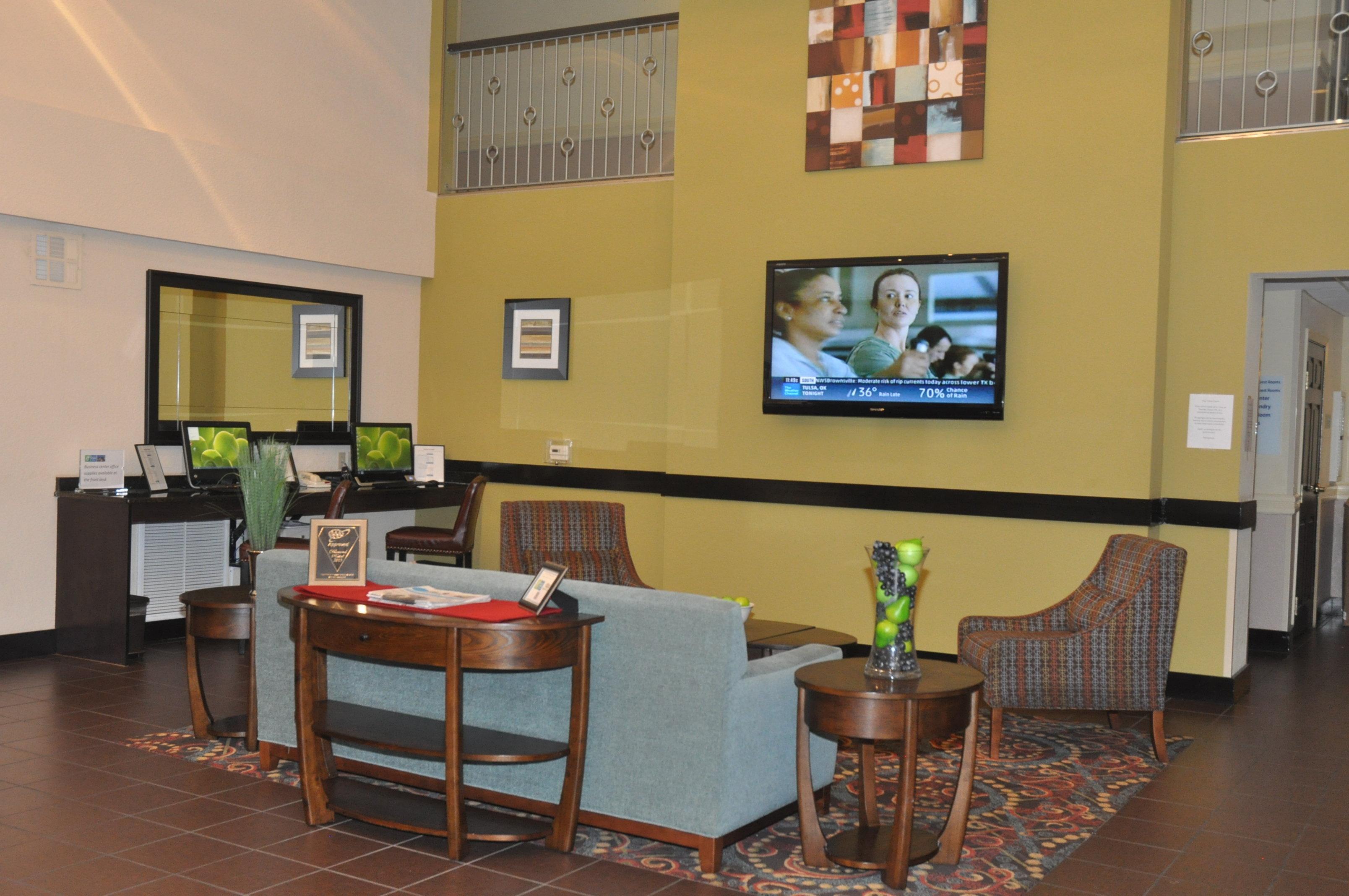 Holiday Inn Express & Suites Sarasota East By Ihg Vamo Exterior photo
